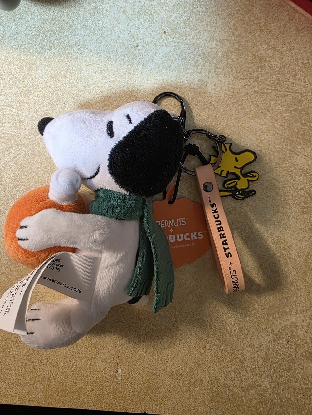 Snoopy Starbucks Keychain